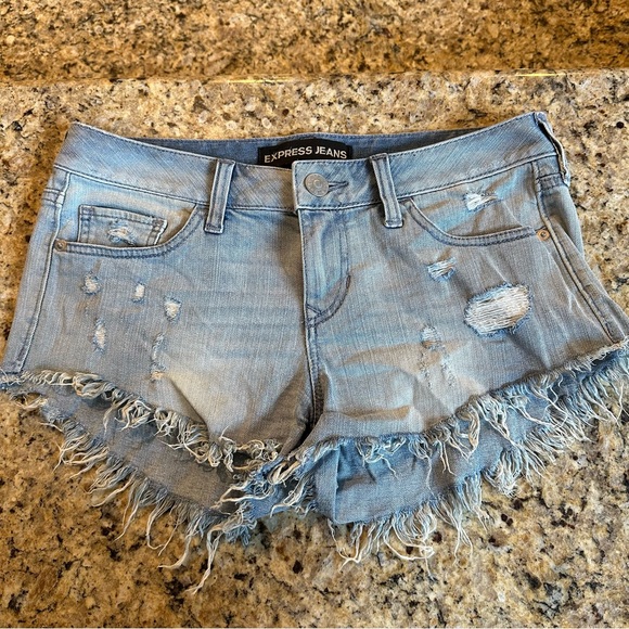 Express Denim Shorts - Size 2 - Picture 1 of 3